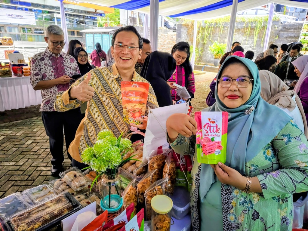 Proses produksi UMKM IDIL FITFA